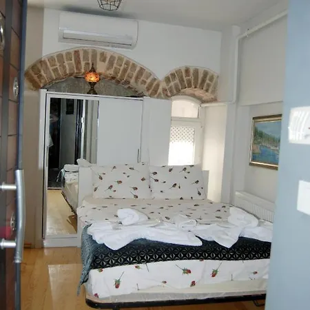 Royal Suermeli *